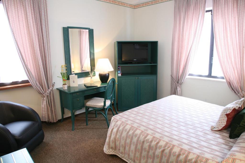 Cortemilia Villa San Carlo חדר תמונה